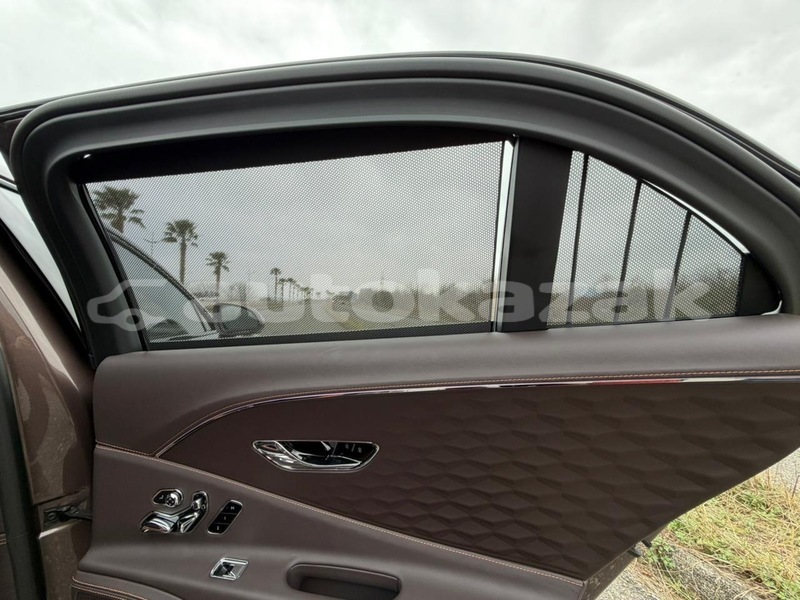 Big with watermark bentley continental flying spur taraz georgiyev 5672