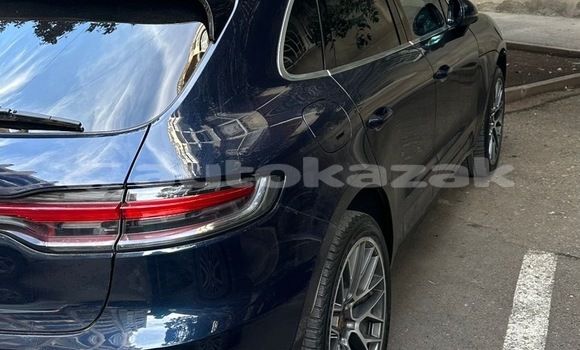 Buy Used Porsche Macan Blue Car in Georgiyev in Taraz Buy Used Porsche Macan Blue Car in Georgiyev in Taraz