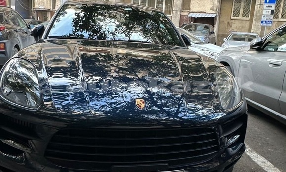 Buy Used Porsche Macan Blue Car in Georgiyev in Taraz Buy Used Porsche Macan Blue Car in Georgiyev in Taraz