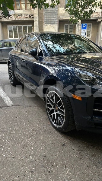 Big with watermark porsche macan taraz georgiyev 5673