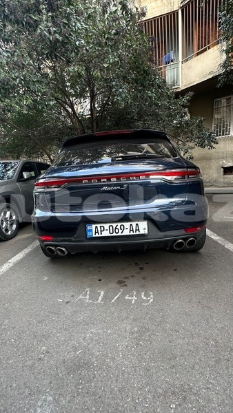 Big with watermark porsche macan taraz georgiyev 5673