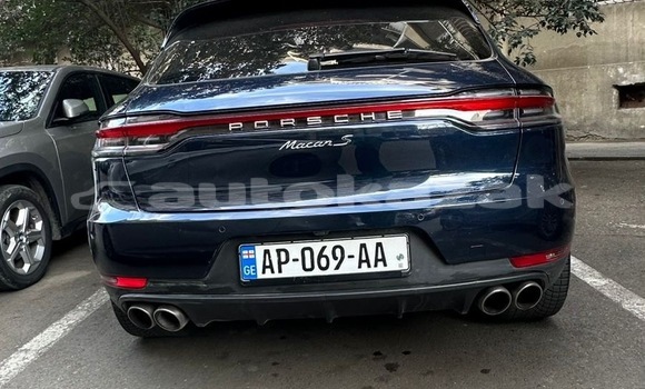 Buy Used Porsche Macan Blue Car in Georgiyev in Taraz Buy Used Porsche Macan Blue Car in Georgiyev in Taraz