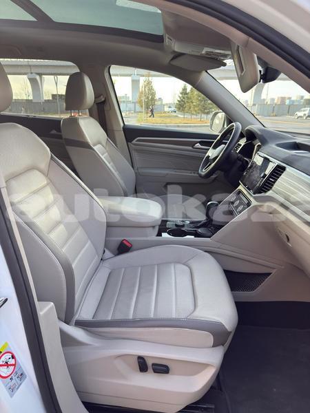 Big with watermark volkswagen teramont akmola astana 5674