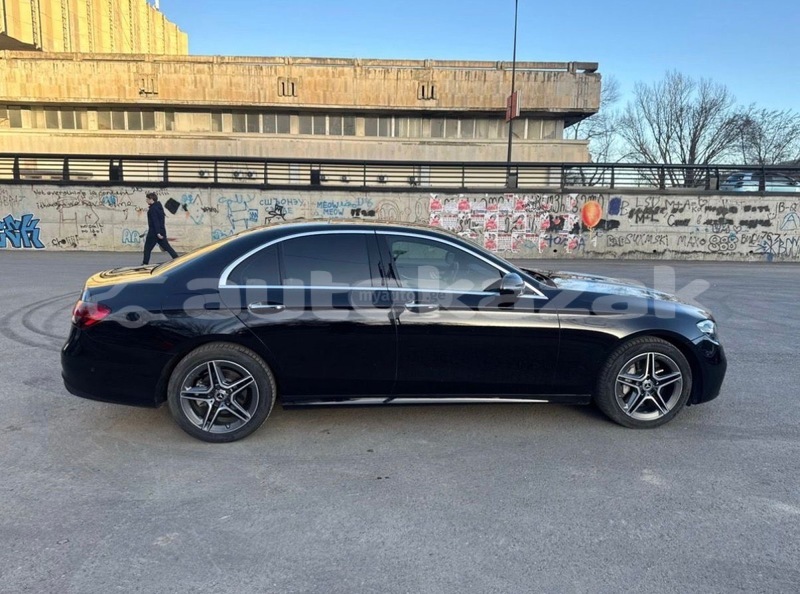Big with watermark mercedes benz e class taraz georgiyev 5679