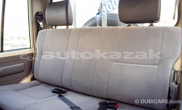 Buy Import Toyota Land Cruiser White Car in Import - Dubai in Akmecet Buy Import Toyota Land Cruiser White Car in Import - Dubai in Akmecet