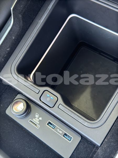 Big with watermark land rover range rover taraz georgiyev 5685