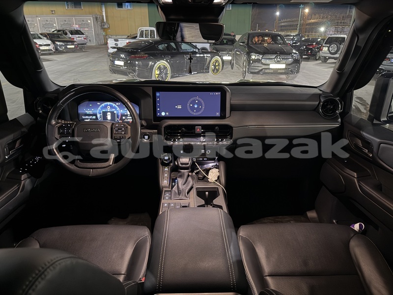 Big with watermark toyota land cruiser prado taraz georgiyev 5687