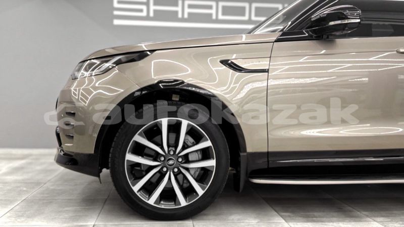 Big with watermark land rover discovery taraz georgiyev 5701