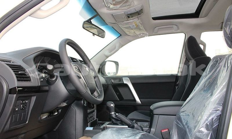 Big with watermark toyota land cruiser prado taraz georgiyev 5718