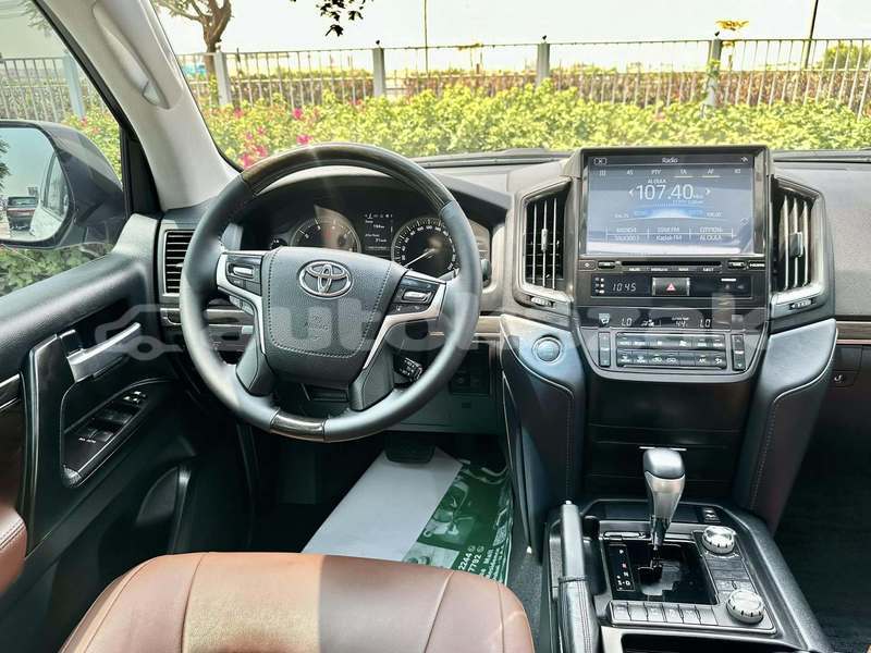 Big with watermark toyota land cruiser almati boralday 5730