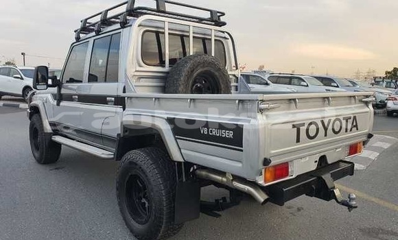 Buy Used Toyota Land Cruiser Silver Car in Fodorov in Kostanay Buy Used Toyota Land Cruiser Silver Car in Fodorov in Kostanay