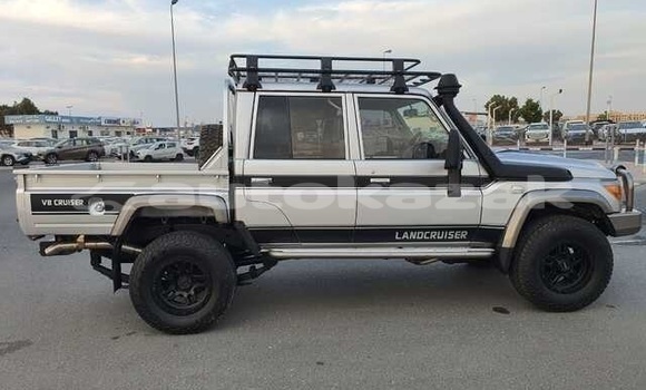 Buy Used Toyota Land Cruiser Silver Car in Fodorov in Kostanay Buy Used Toyota Land Cruiser Silver Car in Fodorov in Kostanay