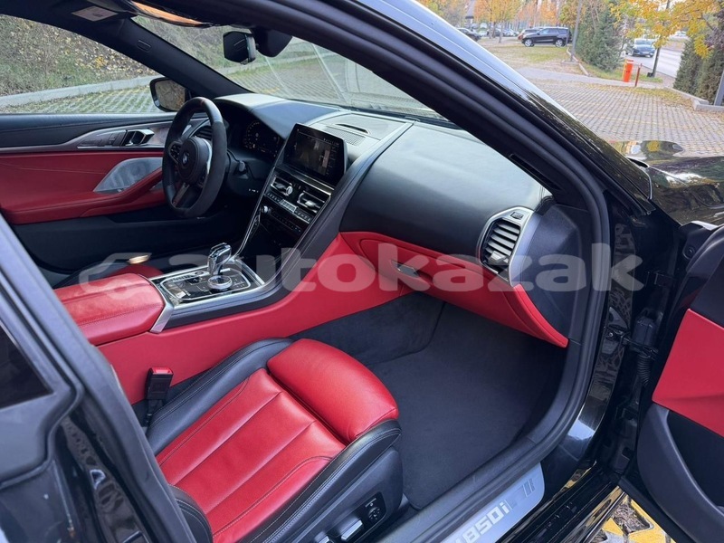 Big with watermark bmw 8 series taraz georgiyev 5732