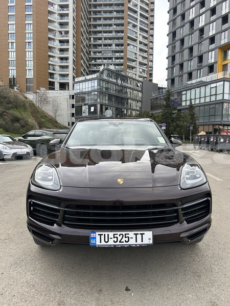 Big with watermark porsche cayenne taraz georgiyev 5733