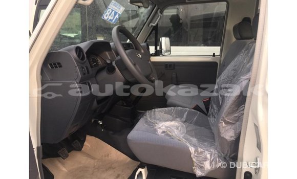 Buy Import Toyota Land Cruiser White Car in Import - Dubai in Akmecet Buy Import Toyota Land Cruiser White Car in Import - Dubai in Akmecet