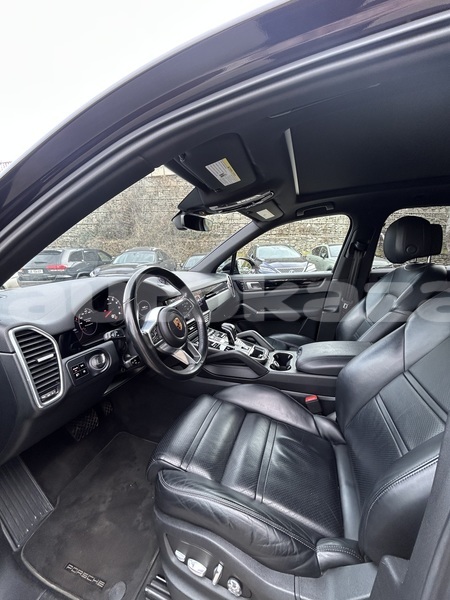 Big with watermark porsche cayenne taraz georgiyev 5733