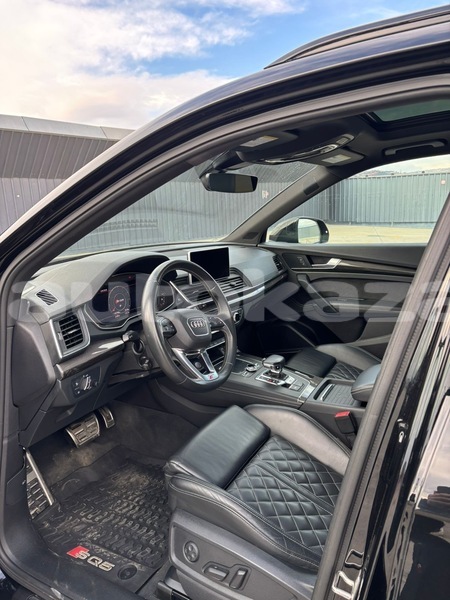 Big with watermark audi sq5 taraz georgiyev 5743