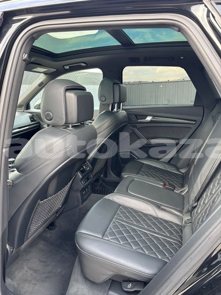 Big with watermark audi sq5 taraz georgiyev 5743