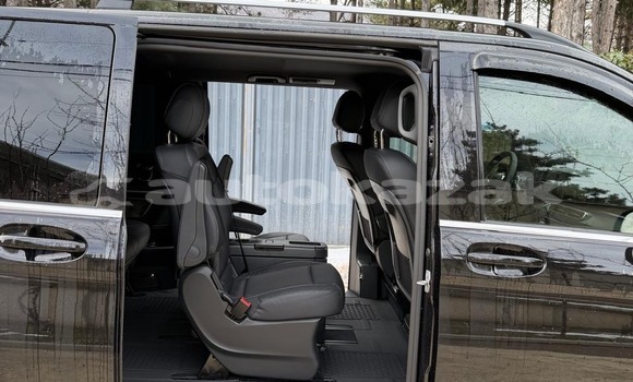 Buy Used Mercedes-Benz V-klasse Black Car in Georgiyev in Taraz Buy Used Mercedes-Benz V-klasse Black Car in Georgiyev in Taraz