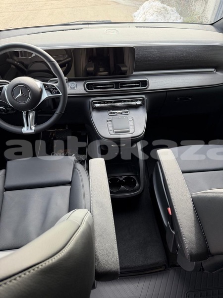 Big with watermark mercedes benz v klasse taraz georgiyev 5748