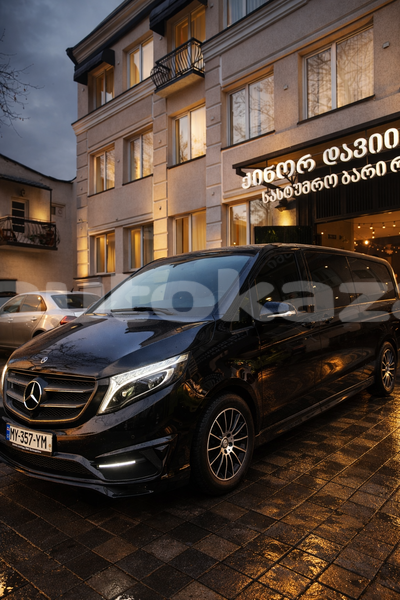 Big with watermark mercedes benz vito taraz georgiyev 5749