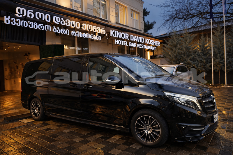 Big with watermark mercedes benz vito taraz georgiyev 5749