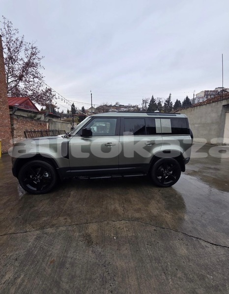 Big with watermark land rover defender taraz georgiyev 5755