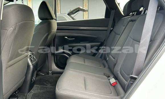 Buy Used Hyundai Tucson White Car in Aktau in Karagandi Buy Used Hyundai Tucson White Car in Aktau in Karagandi