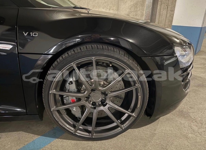 Big with watermark audi r8 taraz georgiyev 5764