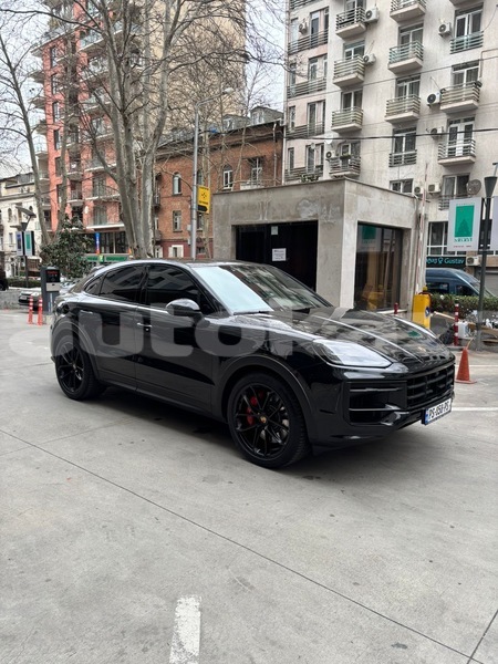 Big with watermark porsche cayenne taraz georgiyev 5773