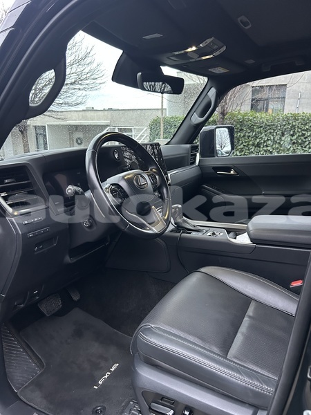 Big with watermark lexus gx taraz georgiyev 5774