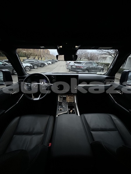 Big with watermark lexus gx taraz georgiyev 5774