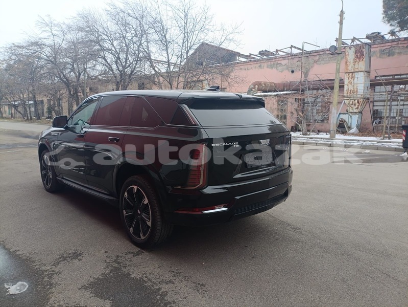 Big with watermark cadillac escalade taraz georgiyev 5782