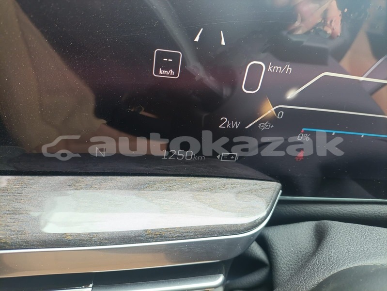 Big with watermark cadillac escalade taraz georgiyev 5782