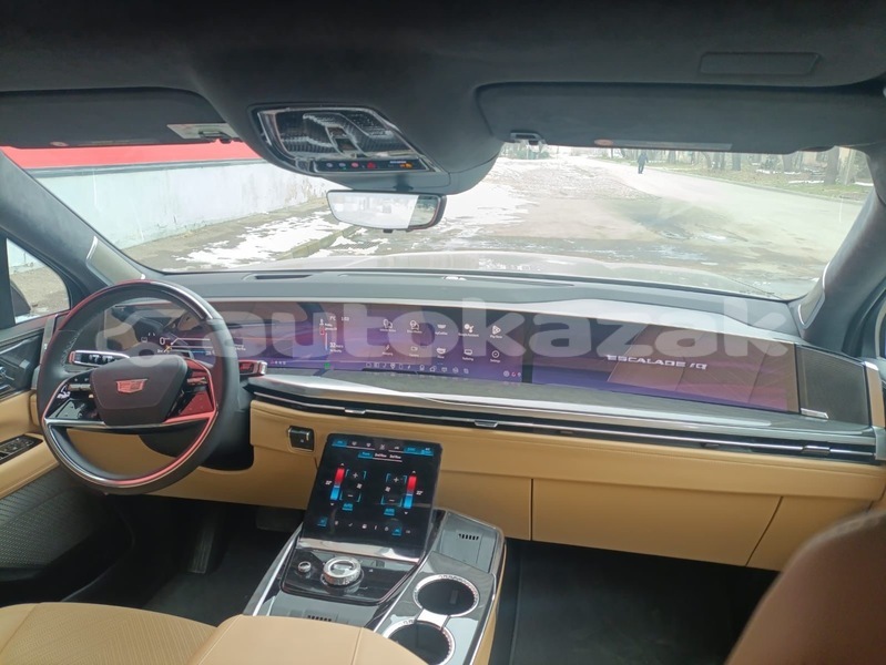 Big with watermark cadillac escalade taraz georgiyev 5782