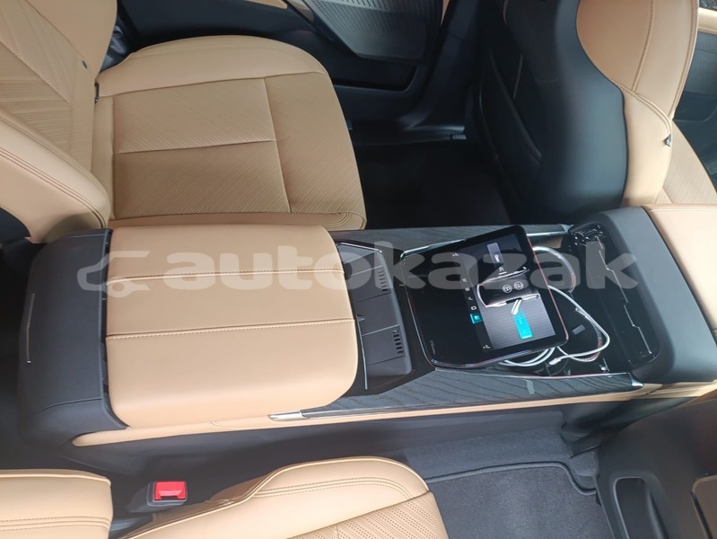 Big with watermark cadillac escalade taraz georgiyev 5782