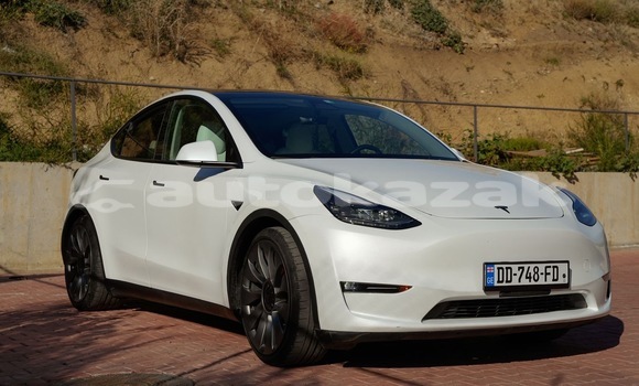 Buy Used Tesla Model X White Car in Georgiyev in Taraz Buy Used Tesla Model X White Car in Georgiyev in Taraz