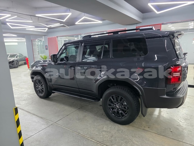 Big with watermark toyota land cruiser prado taraz georgiyev 5792