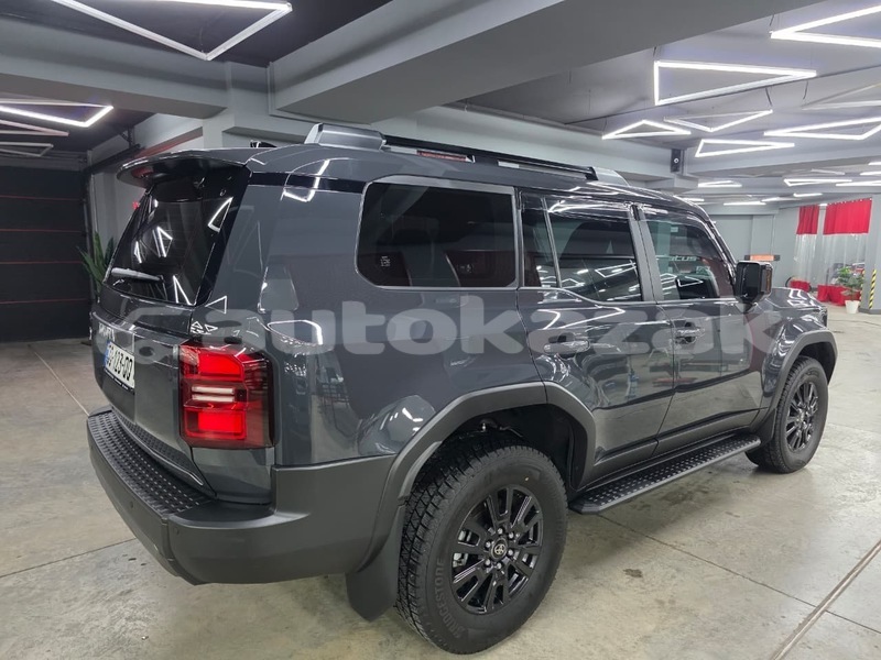 Big with watermark toyota land cruiser prado taraz georgiyev 5792