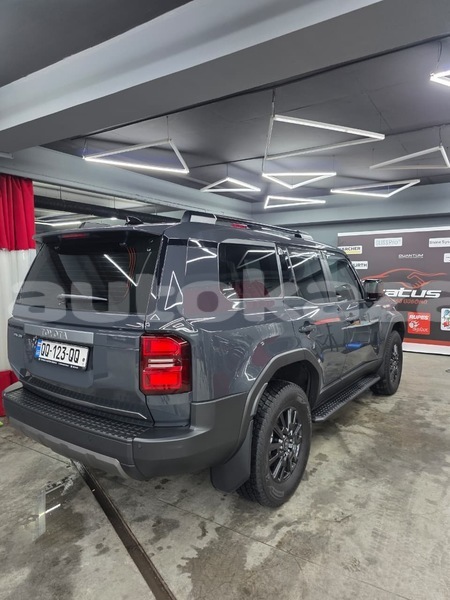 Big with watermark toyota land cruiser prado taraz georgiyev 5792