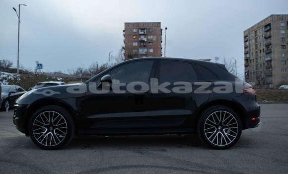 Buy Used Porsche Macan Black Car in Georgiyev in Taraz Buy Used Porsche Macan Black Car in Georgiyev in Taraz