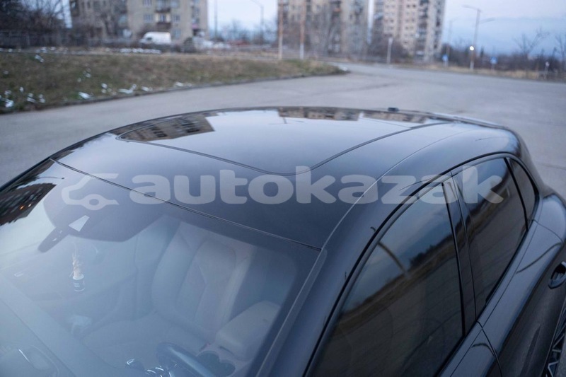 Big with watermark porsche macan taraz georgiyev 5793