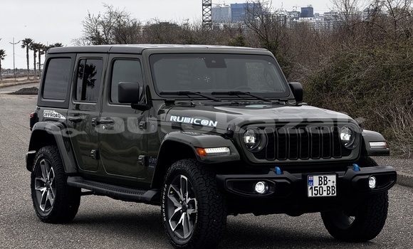 Buy Used Jeep Wrangler Green Car in Georgiyev in Taraz