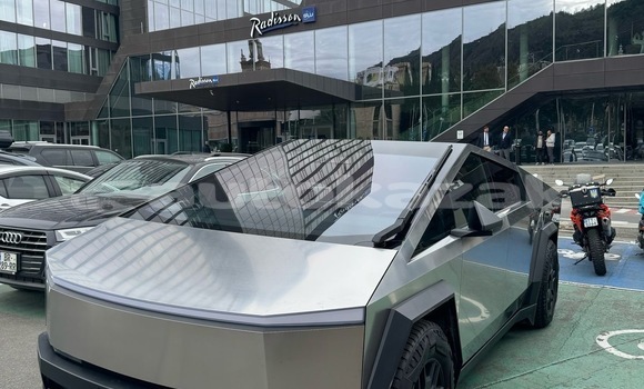 Buy Used Tesla Roadster Silver Car in Georgiyev in Taraz Buy Used Tesla Roadster Silver Car in Georgiyev in Taraz