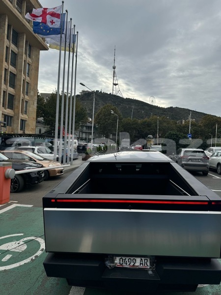 Big with watermark tesla roadster taraz georgiyev 5799