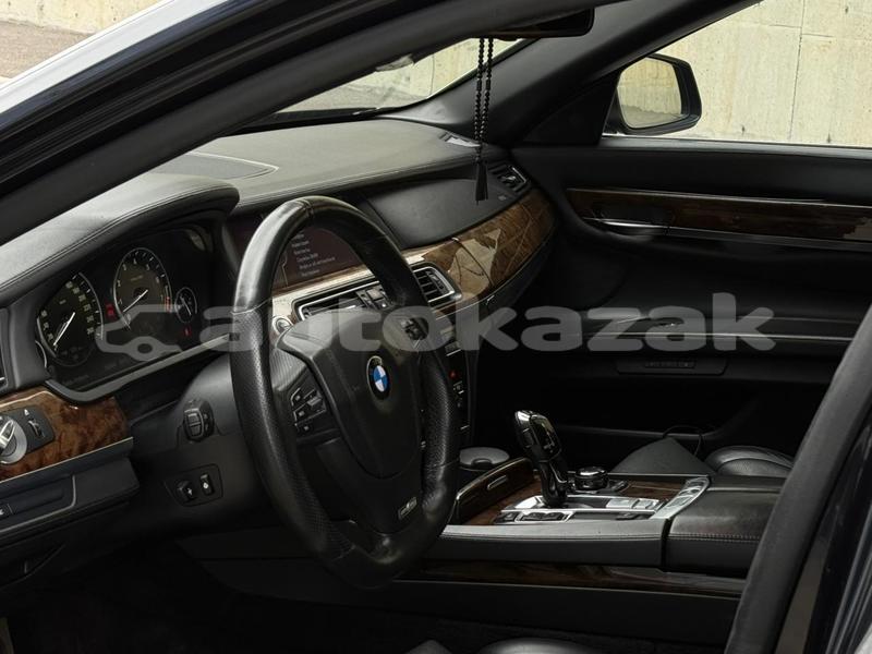 Big with watermark bmw 7 series taraz georgiyev 5801