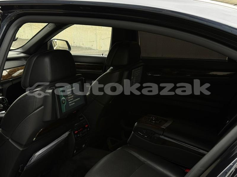 Big with watermark bmw 7 series taraz georgiyev 5801