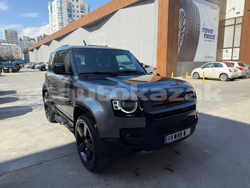 Big with watermark land rover defender taraz georgiyev 5805