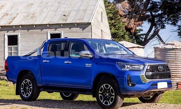 Buy Used Toyota Hilux White Car in Aktau in Karagandi Buy Used Toyota Hilux White Car in Aktau in Karagandi