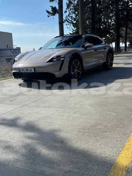 Big with watermark porsche panamera taraz georgiyev 5815